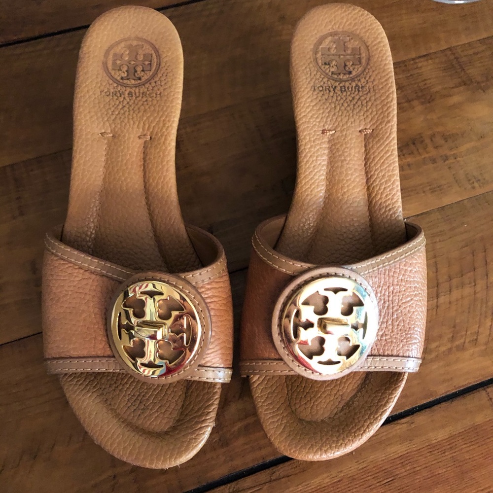 Tory Burch Tan Wedge Sandals Size 7